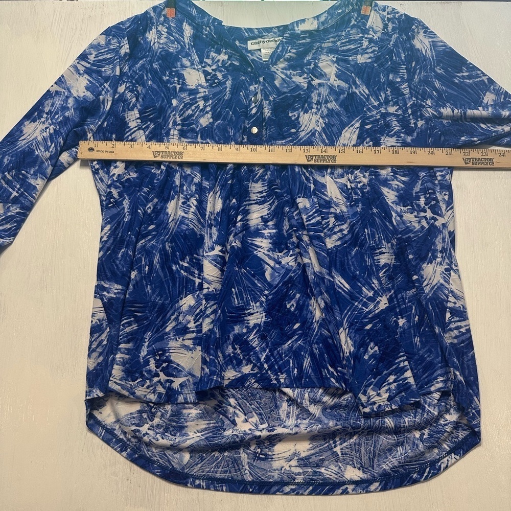 Cathy Daniels Women’s XL Blue White Abstract Print Tunic Blouse 3/4 Sleeve - Picture 2 of 8